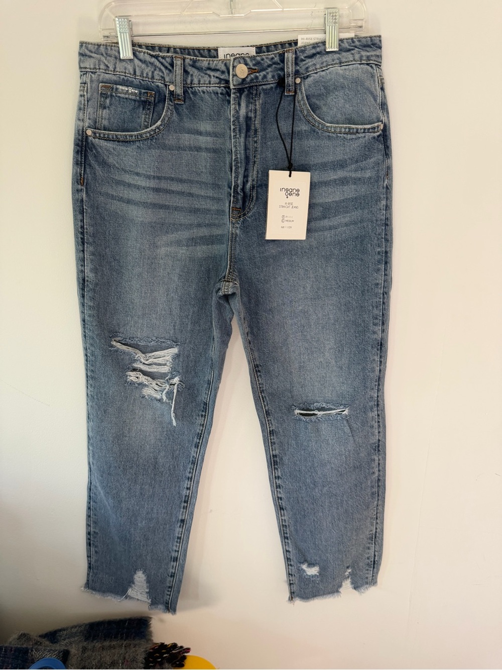 Ingenue Light Wash high rise Straight Leg Ripped Jeans 11/29